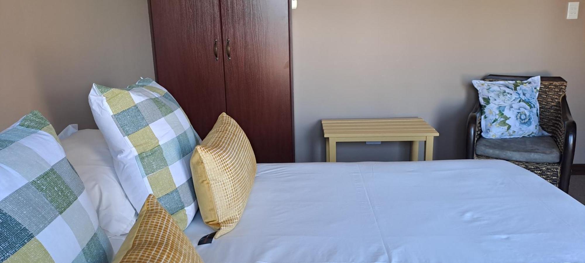 Karoo Sun Boutique Guest House Oudtshoorn Kültér fotó