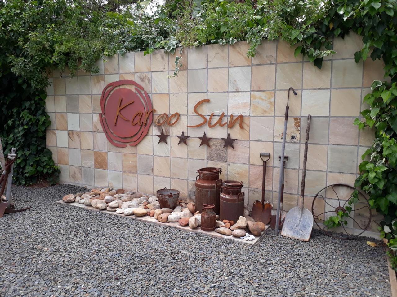 Karoo Sun Boutique Guest House Oudtshoorn Kültér fotó