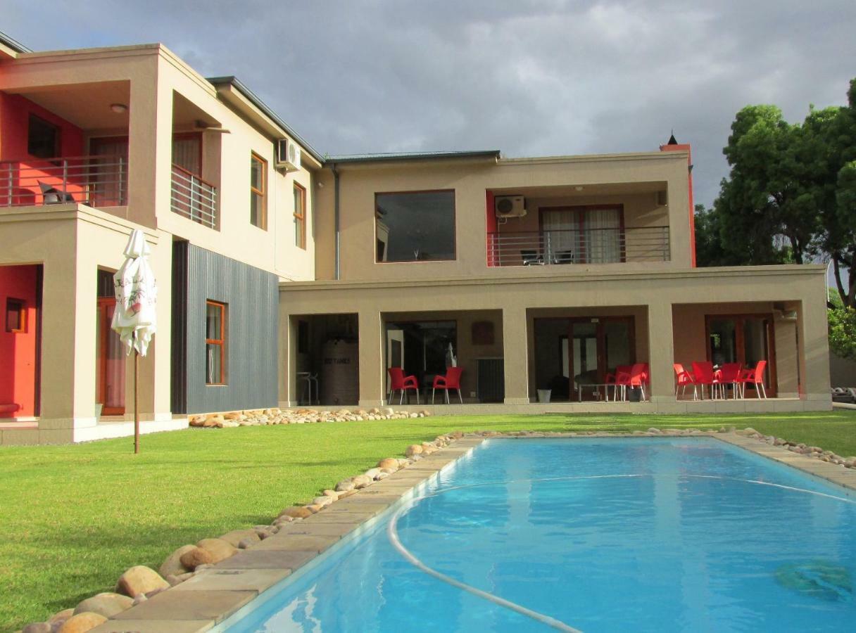 Karoo Sun Boutique Guest House Oudtshoorn Kültér fotó